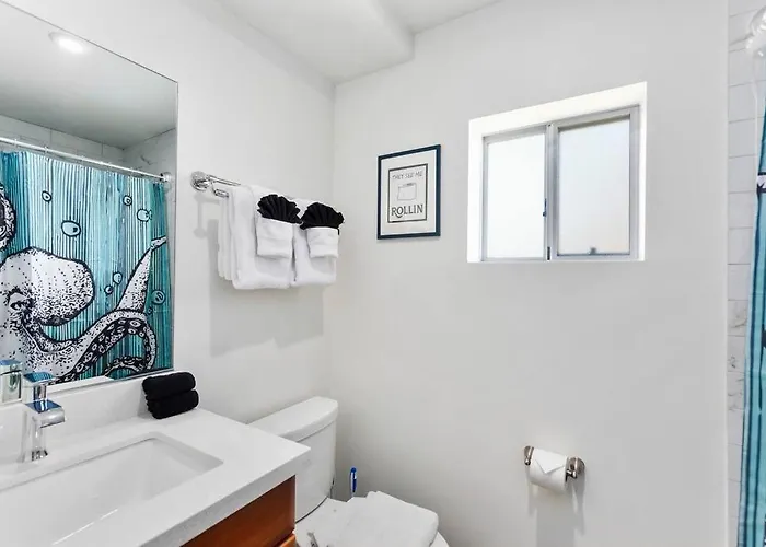 Apartment Prime Dtph Location W Pool Phoenix